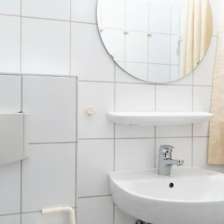 Apartment Haus Roland 11