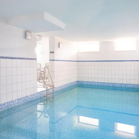 Haus Roland, 11 *
